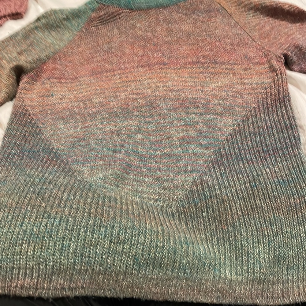 Jillian Nicole Technicolor sweater with cowl neck. Size M. U5 - Picture 5 of 5